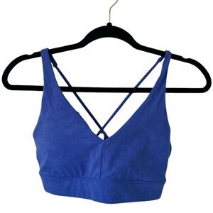 Crop shop boutique sports bra
